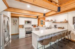 Canoe Cabin