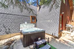 Canoe Cabin